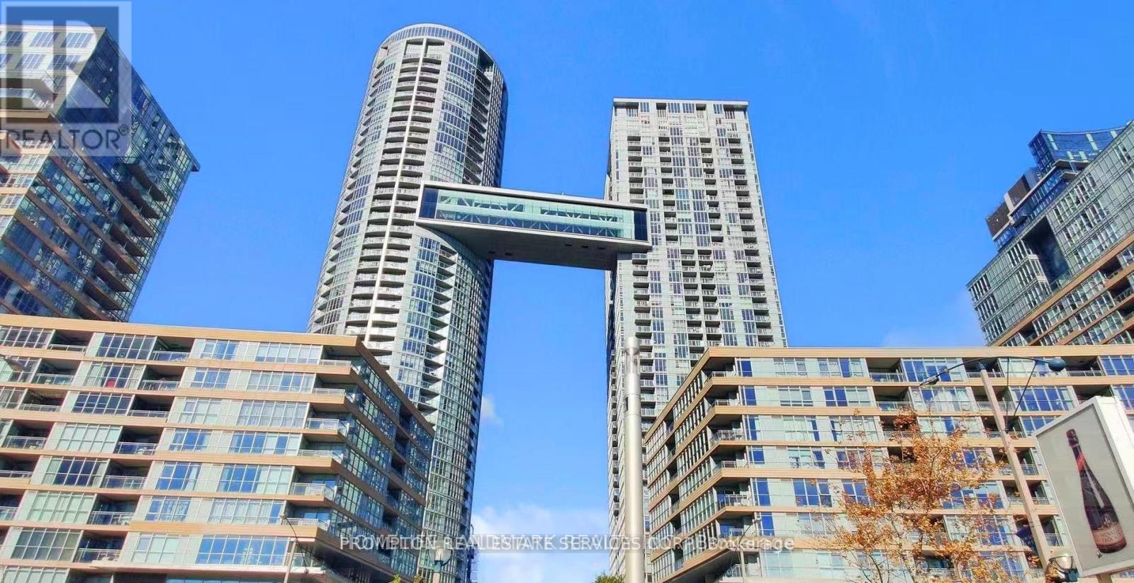 622 - 21 ICEBOAT TERRACE, Toronto, Ontario