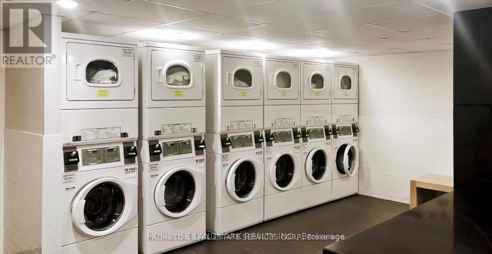 622 - 21 Iceboat Terrace, Toronto, Ontario  M5V 4B2 - Photo 18 - C12744810