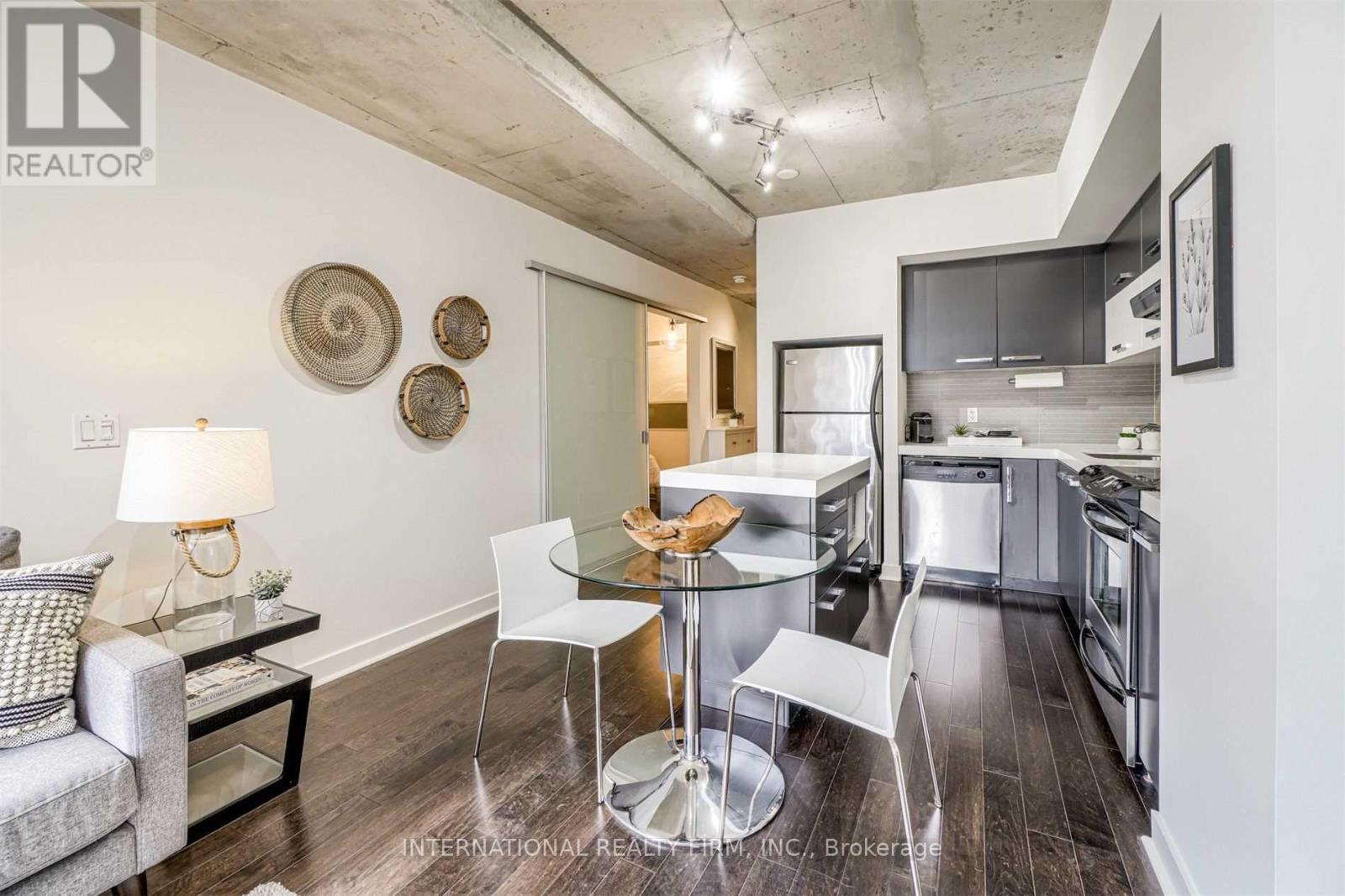 402 - 55 Stewart Street, Toronto, Ontario  M5V 2V1 - Photo 9 - C12744820