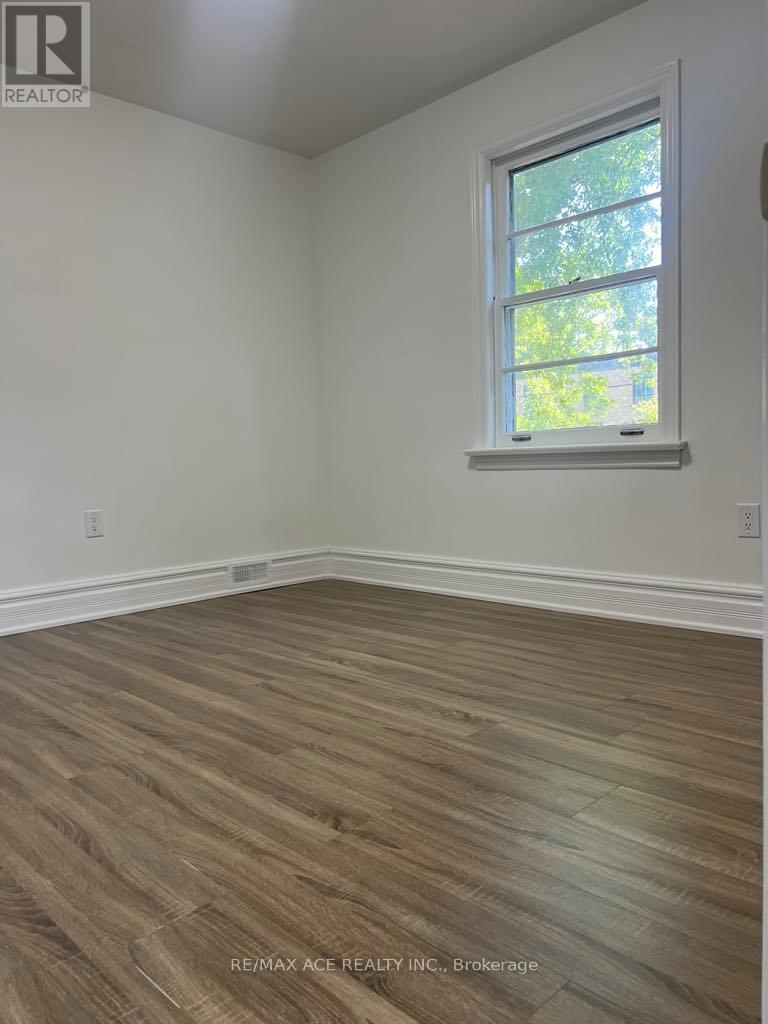 Main - 1 Aylesford Drive, Toronto, Ontario  M1N 1L6 - Photo 8 - E12744796