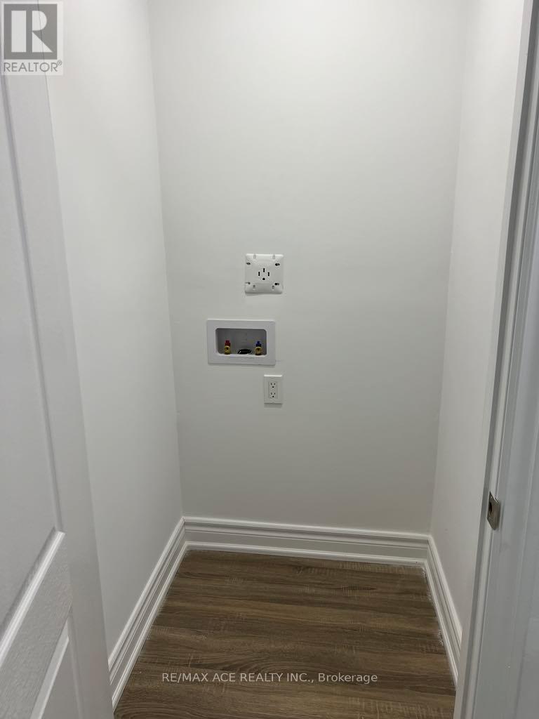 Main - 1 Aylesford Drive, Toronto, Ontario  M1N 1L6 - Photo 9 - E12744796