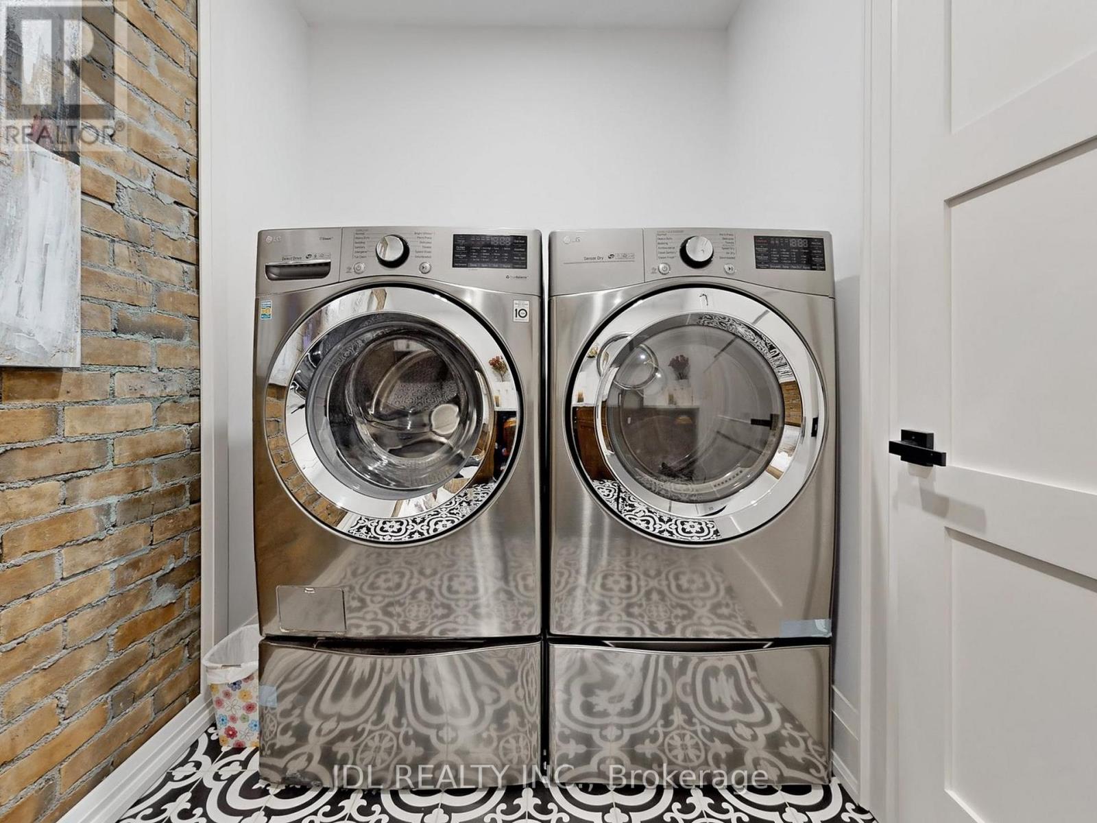 11 Hedge Road, Georgina, Ontario  L0E 1R0 - Photo 22 - N12744758