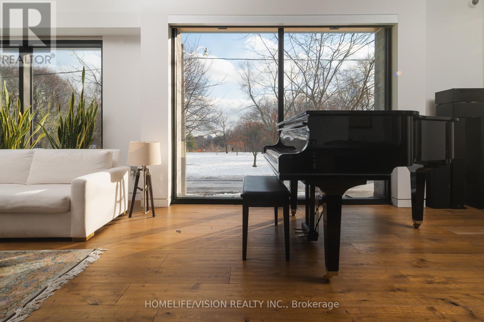 4 Astley Avenue, Toronto, Ontario  M4W 3B4 - Photo 11 - C12744064