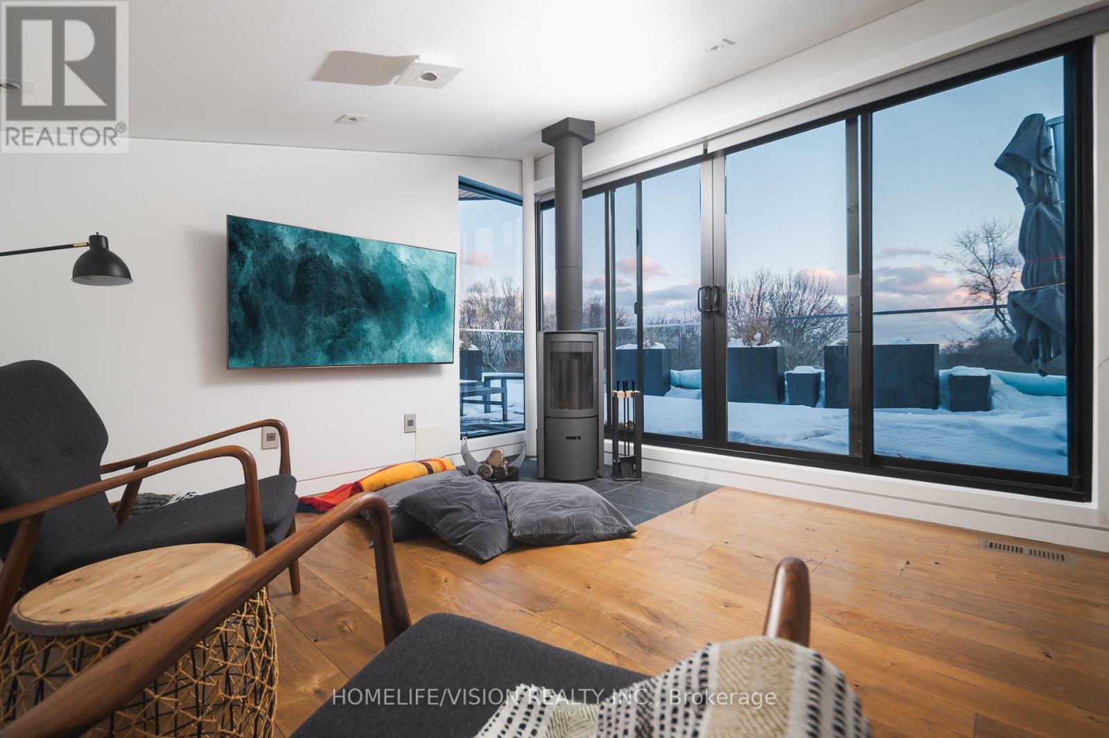 4 Astley Avenue, Toronto, Ontario  M4W 3B4 - Photo 24 - C12744064