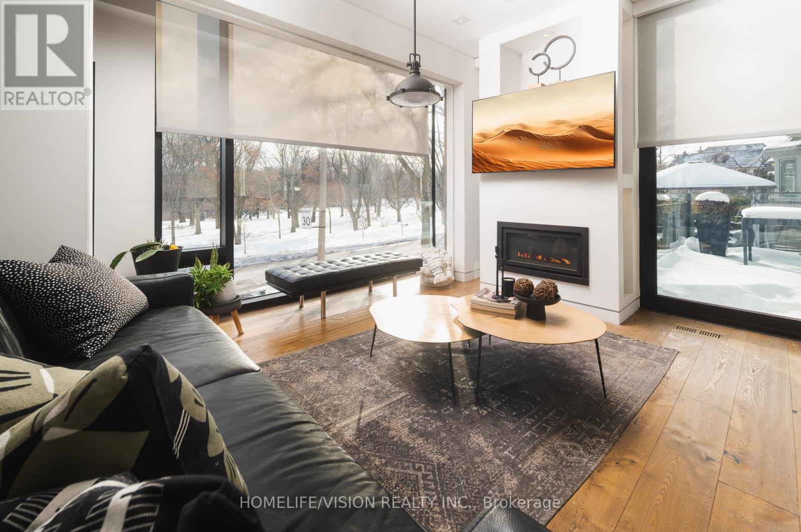 4 Astley Avenue, Toronto, Ontario  M4W 3B4 - Photo 8 - C12744064