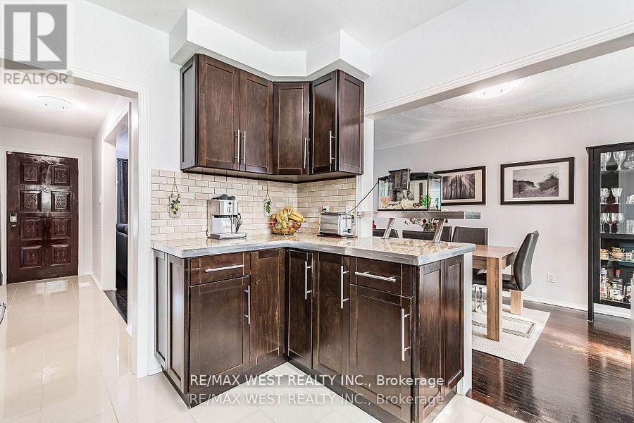 Unknown Address, ,    - Photo 14 - W12744740