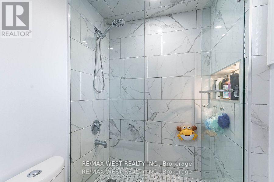 Unknown Address, ,    - Photo 33 - W12744740