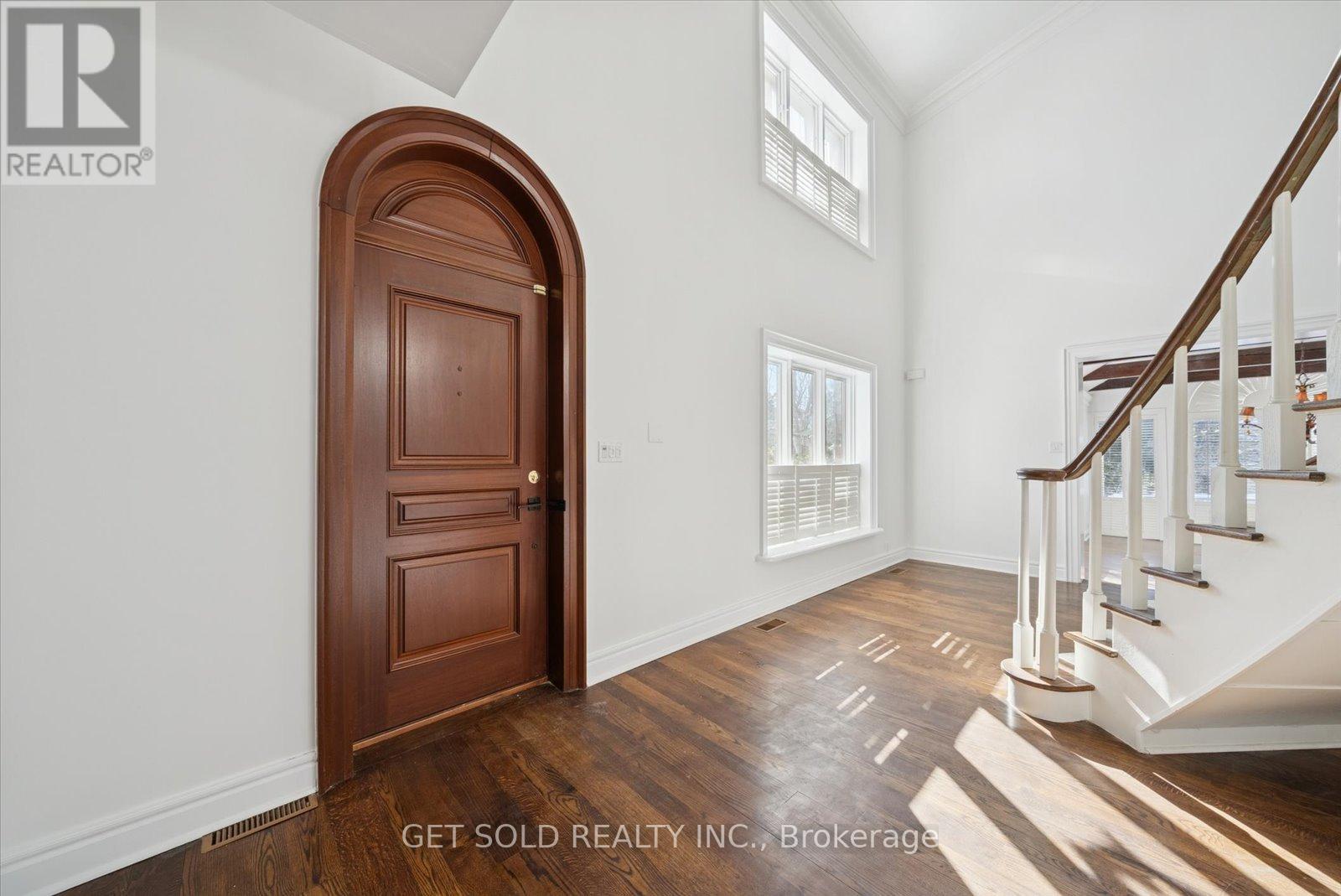 1701 Birchwood Drive, Mississauga, Ontario  L5J 1T7 - Photo 5 - W12744776