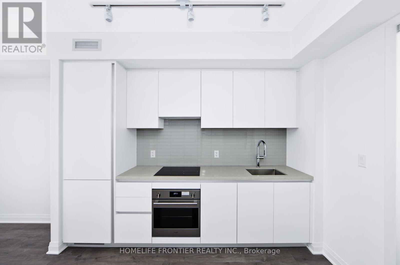 1005 - 4015 The Exchange Street, Mississauga, Ontario  L5B 0N9 - Photo 9 - W12744812