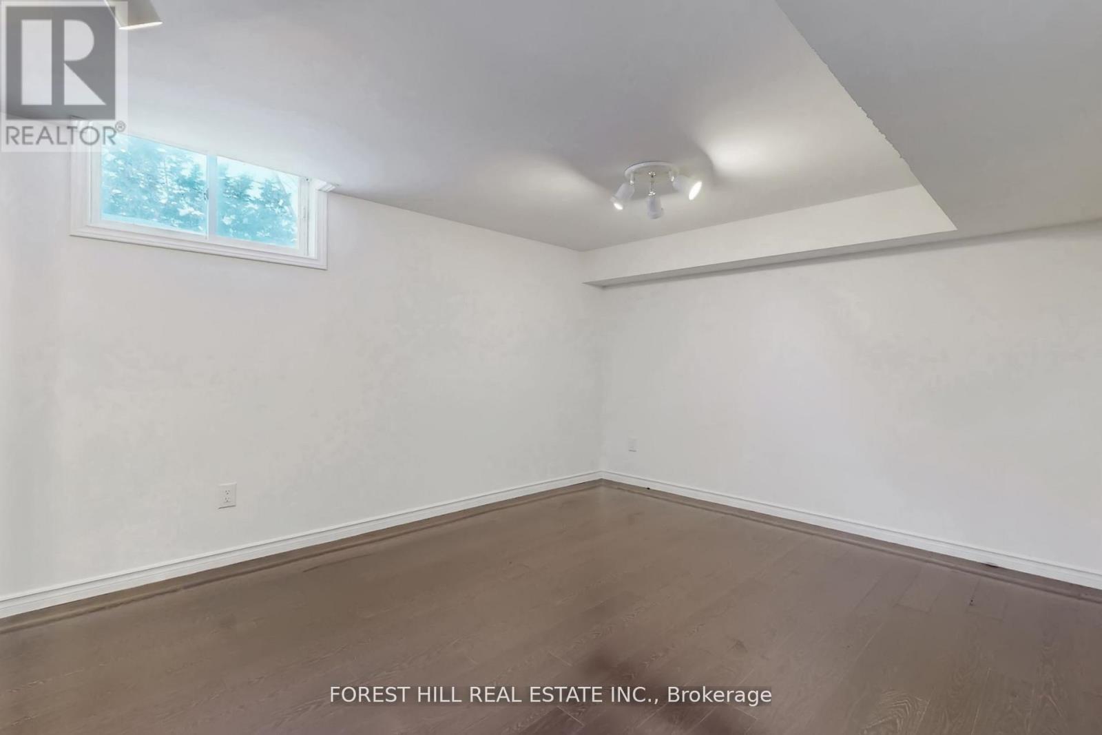 683 Willow Road, Guelph, Ontario  N1H 8K2 - Photo 30 - X12744750