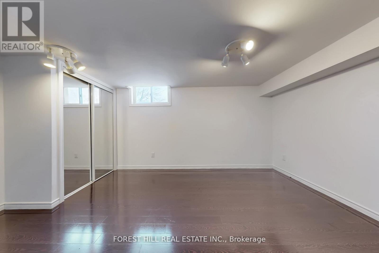 683 Willow Road, Guelph, Ontario  N1H 8K2 - Photo 32 - X12744750