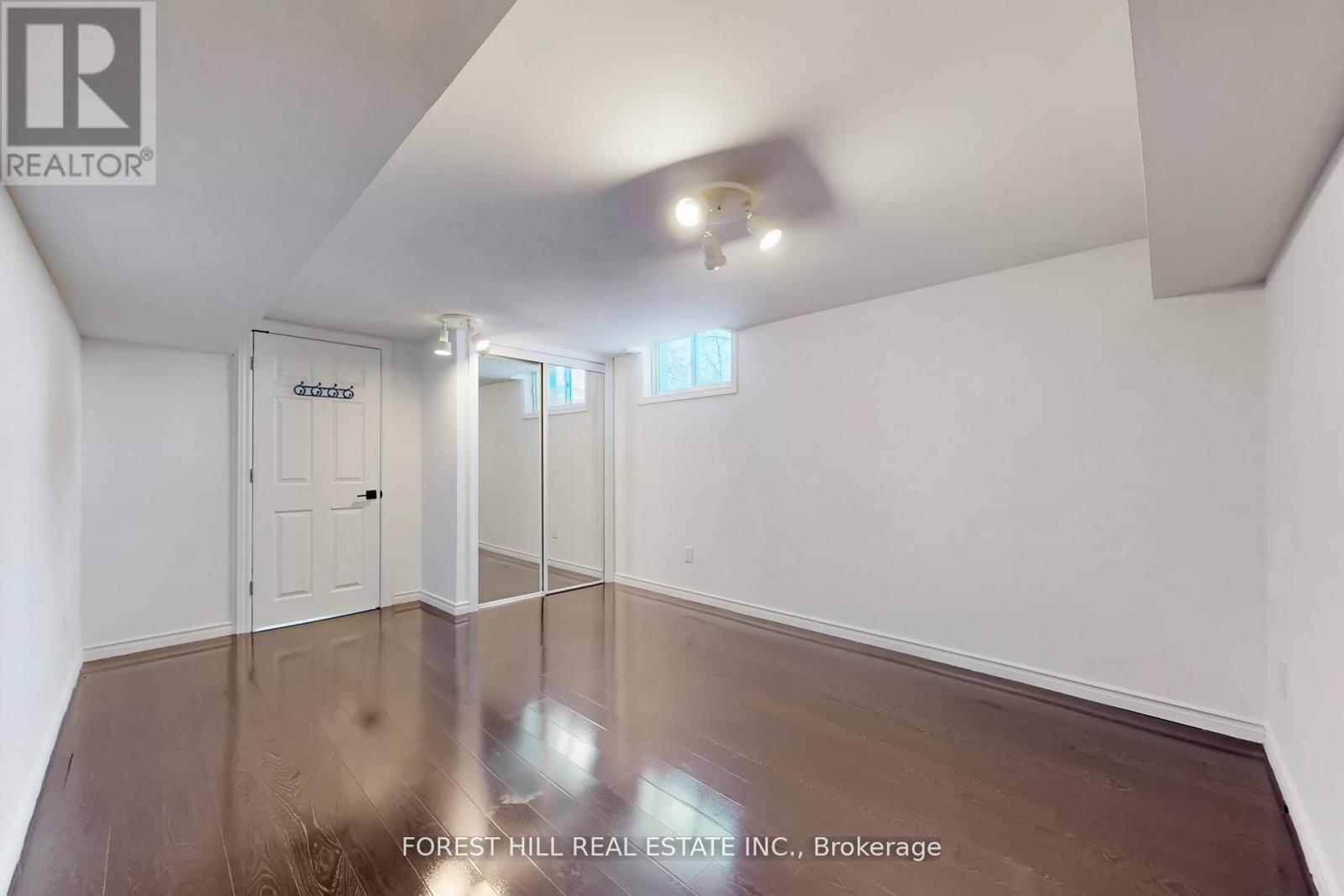 683 Willow Road, Guelph, Ontario  N1H 8K2 - Photo 33 - X12744750