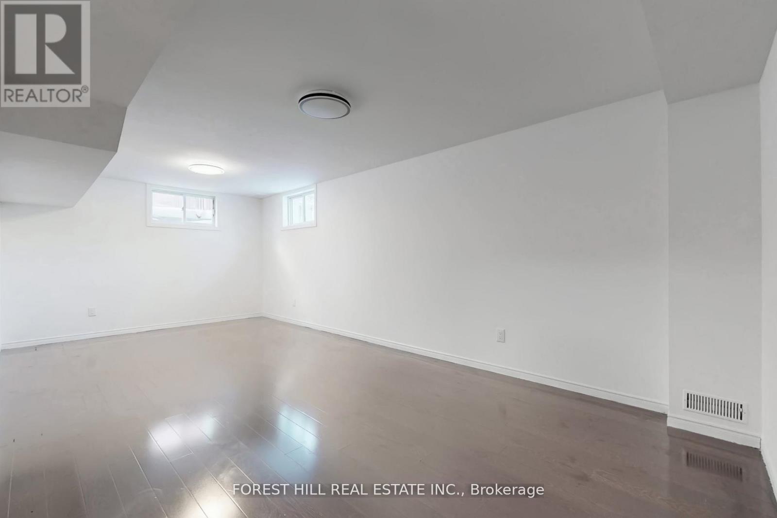 683 Willow Road, Guelph, Ontario  N1H 8K2 - Photo 34 - X12744750