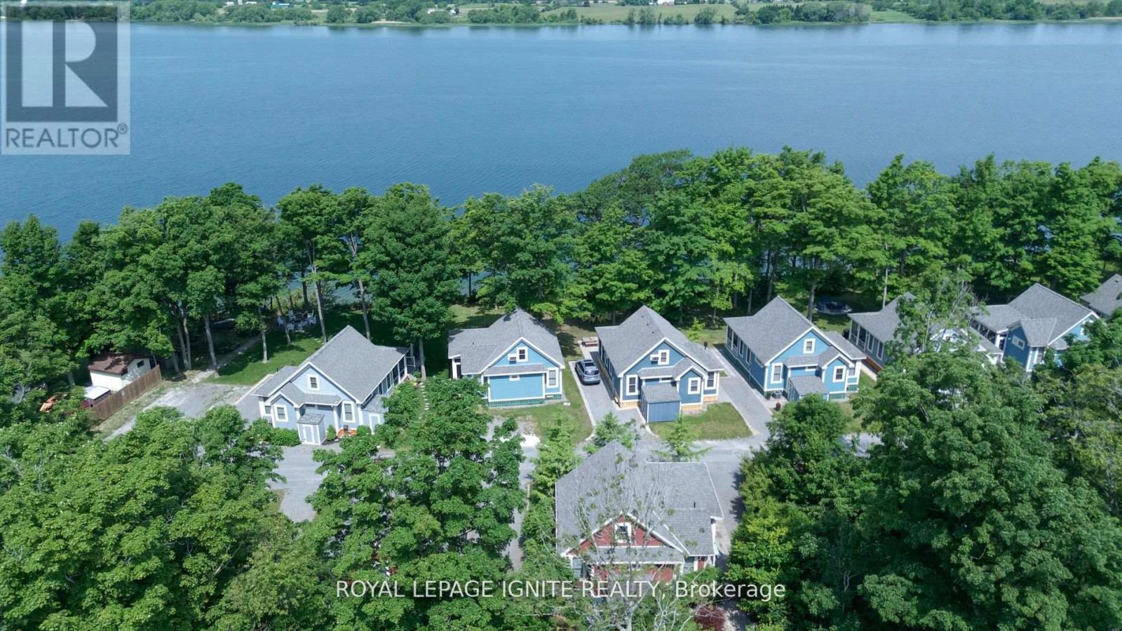 208 - 19 Summer Village Lane, Prince Edward County, Ontario  K0K 1P0 - Photo 10 - X12744814