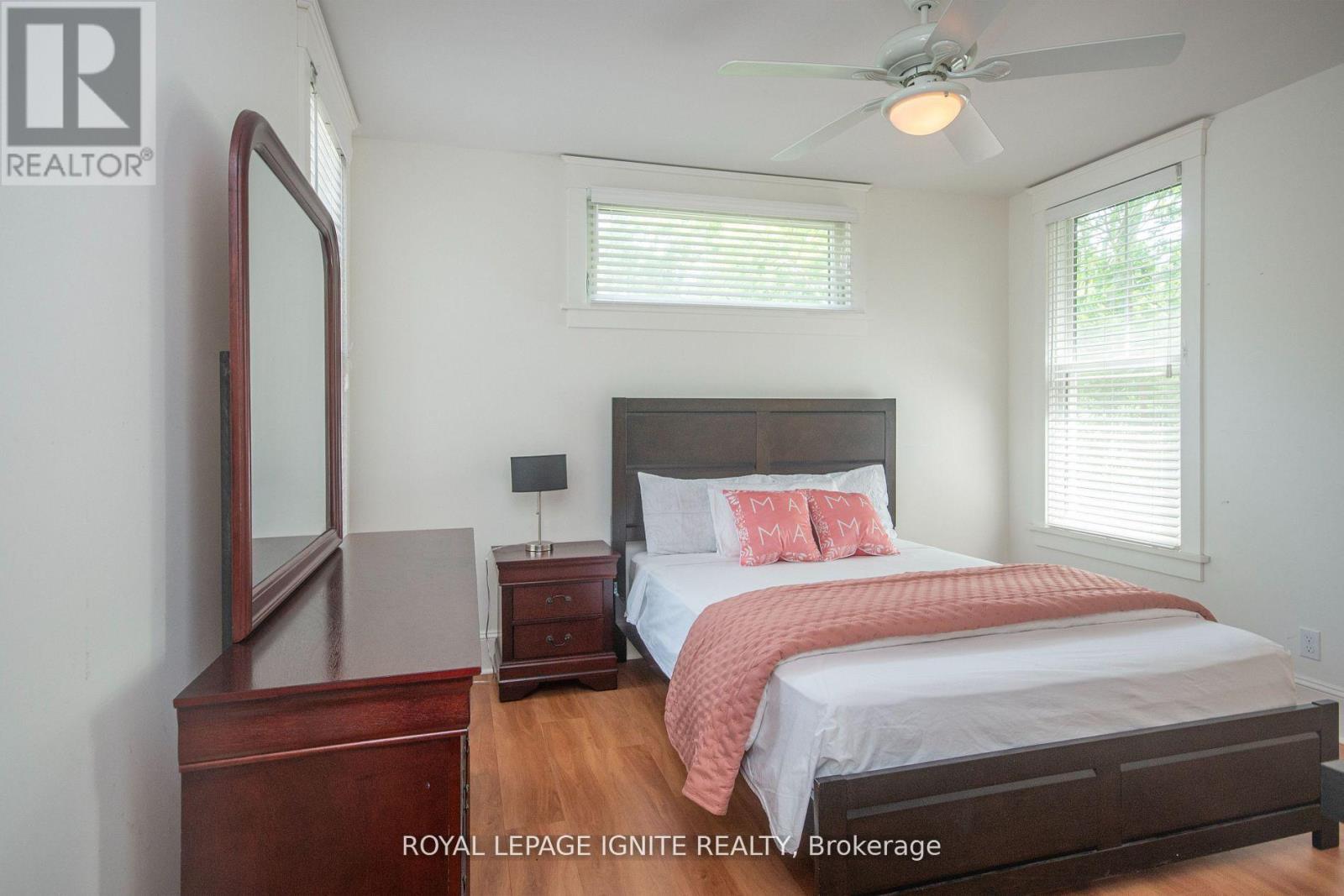 208 - 19 Summer Village Lane, Prince Edward County, Ontario  K0K 1P0 - Photo 33 - X12744814