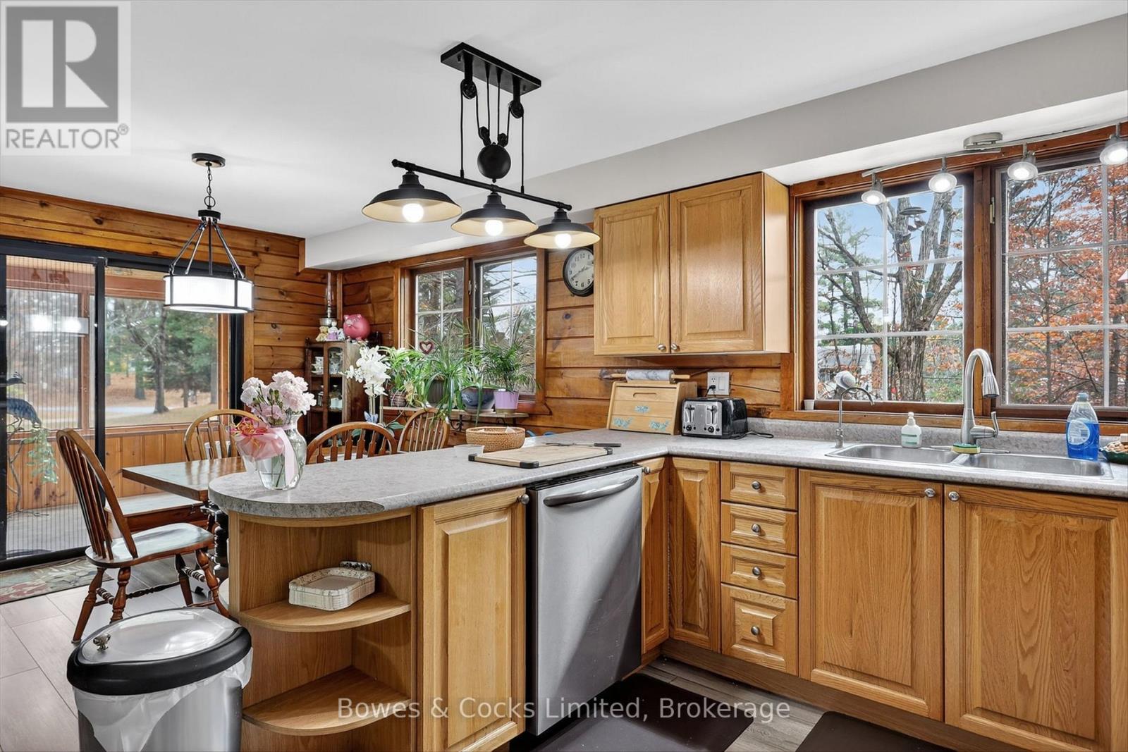 82 Bay Lake Road, Bancroft, Ontario  K0L 2L0 - Photo 11 - X12486525