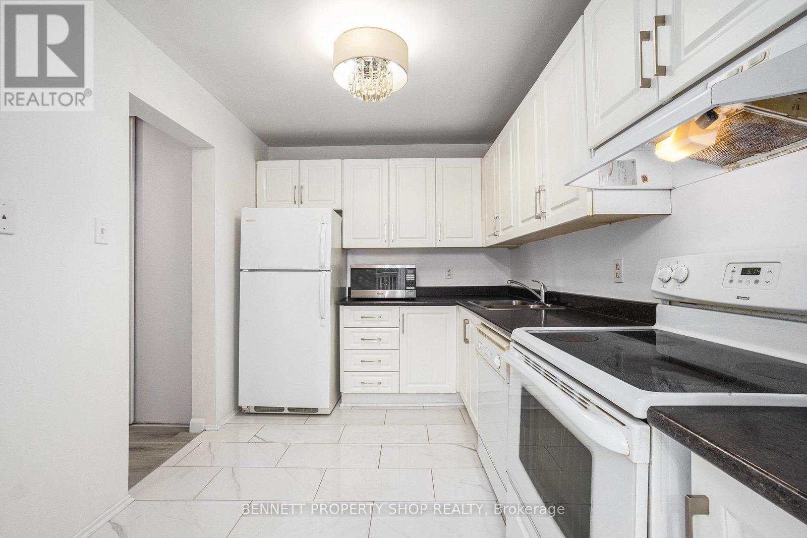 105 - 1585 Goth Avenue, Ottawa, Ontario  K1T 1E3 - Photo 6 - X12553324