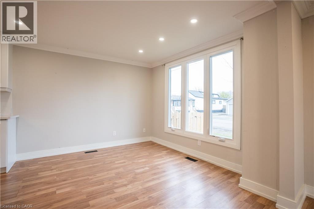 793 Steele Street, Port Colborne, Ontario  L3K 4Z5 - Photo 8 - 40793903