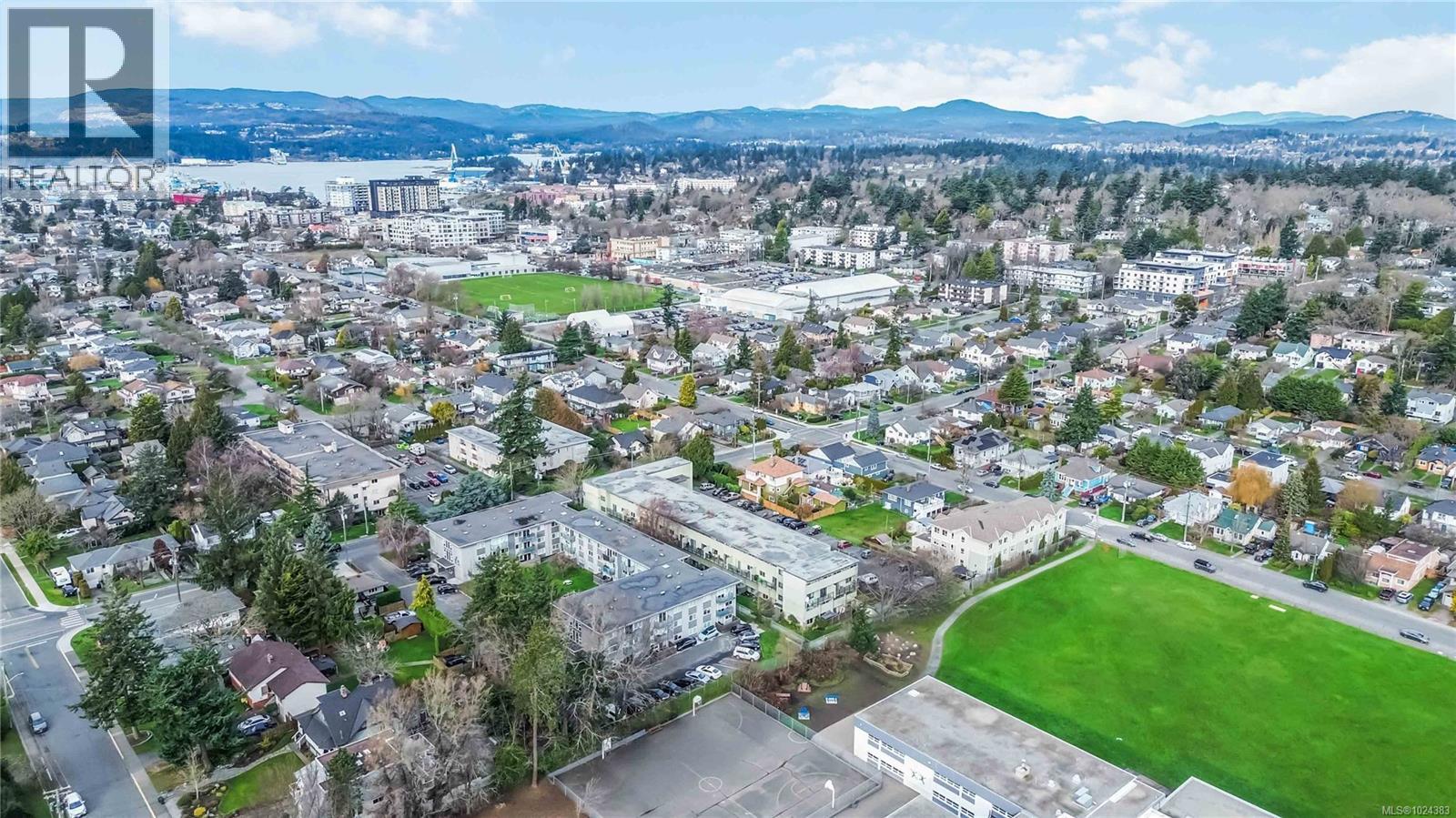 16 477 Lampson St, Esquimalt, British Columbia  V9A 5Z4 - Photo 26 - 1024383