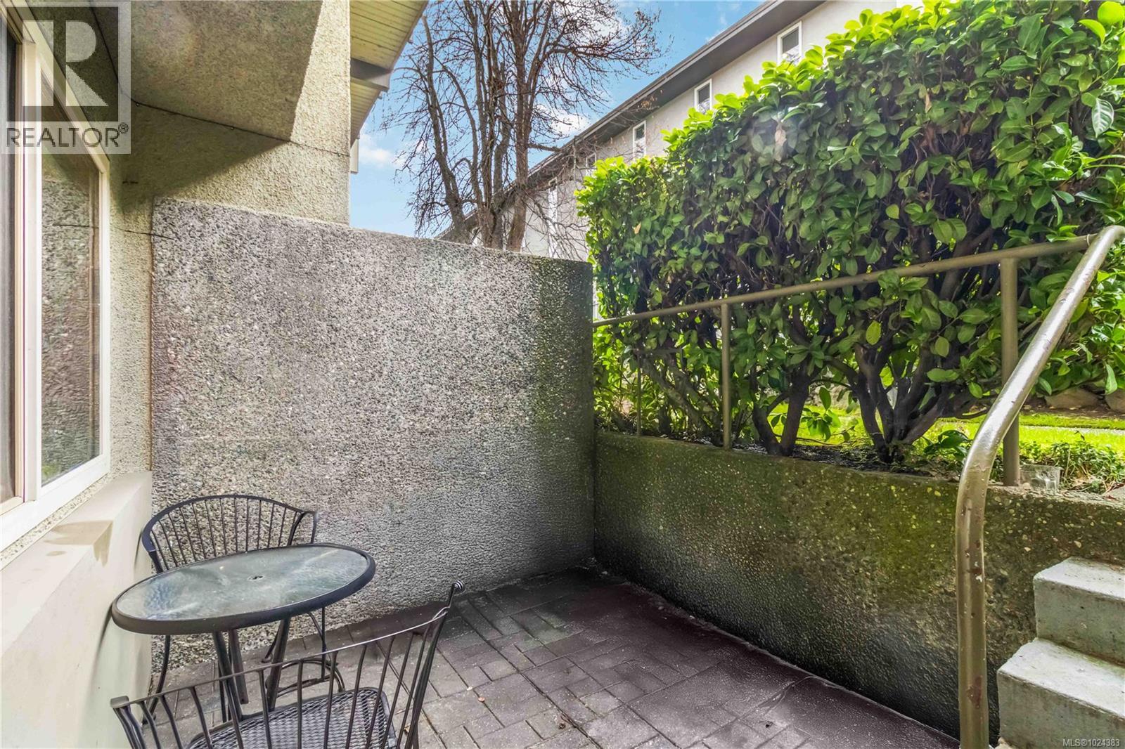 16 477 Lampson St, Esquimalt, British Columbia  V9A 5Z4 - Photo 31 - 1024383