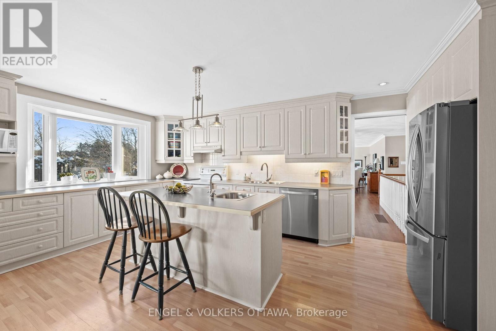 1304 Fairway Drive, Ottawa, Ontario  K4M 1B3 - Photo 13 - X12744858