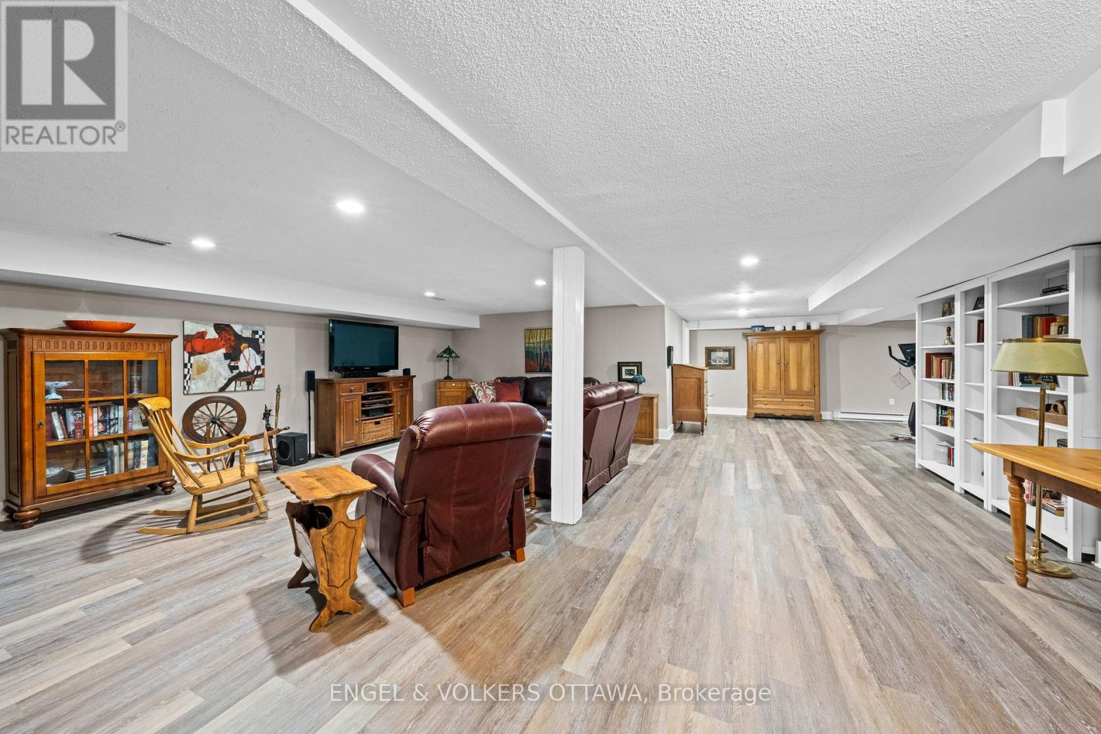 1304 Fairway Drive, Ottawa, Ontario  K4M 1B3 - Photo 32 - X12744858