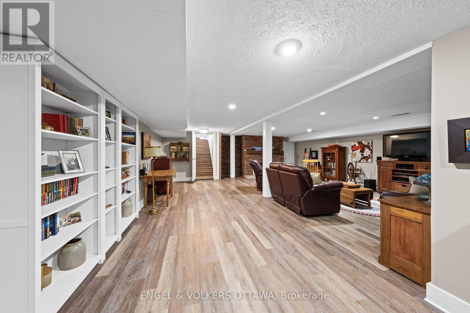 1304 Fairway Drive, Ottawa, Ontario  K4M 1B3 - Photo 37 - X12744858