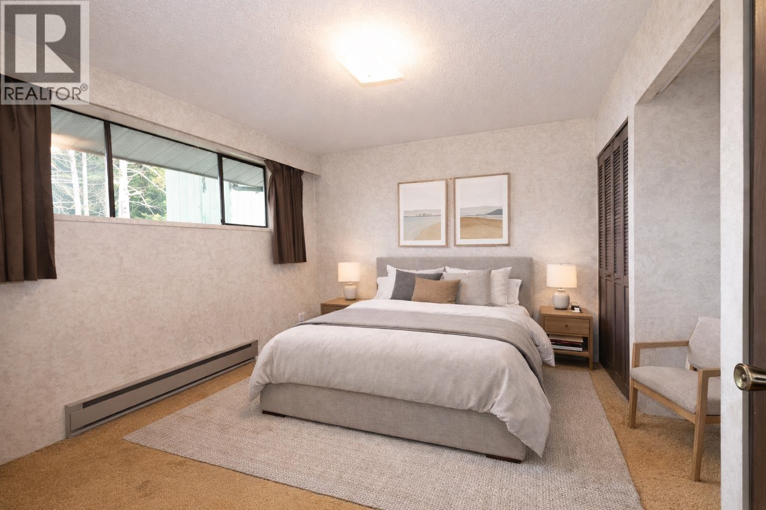 Listing Picture 26 of 40 : 3812 W 24TH AVENUE, Vancouver / 溫哥華 - 魯藝地產 Yvonne Lu Group - MLS Medallion Club Member