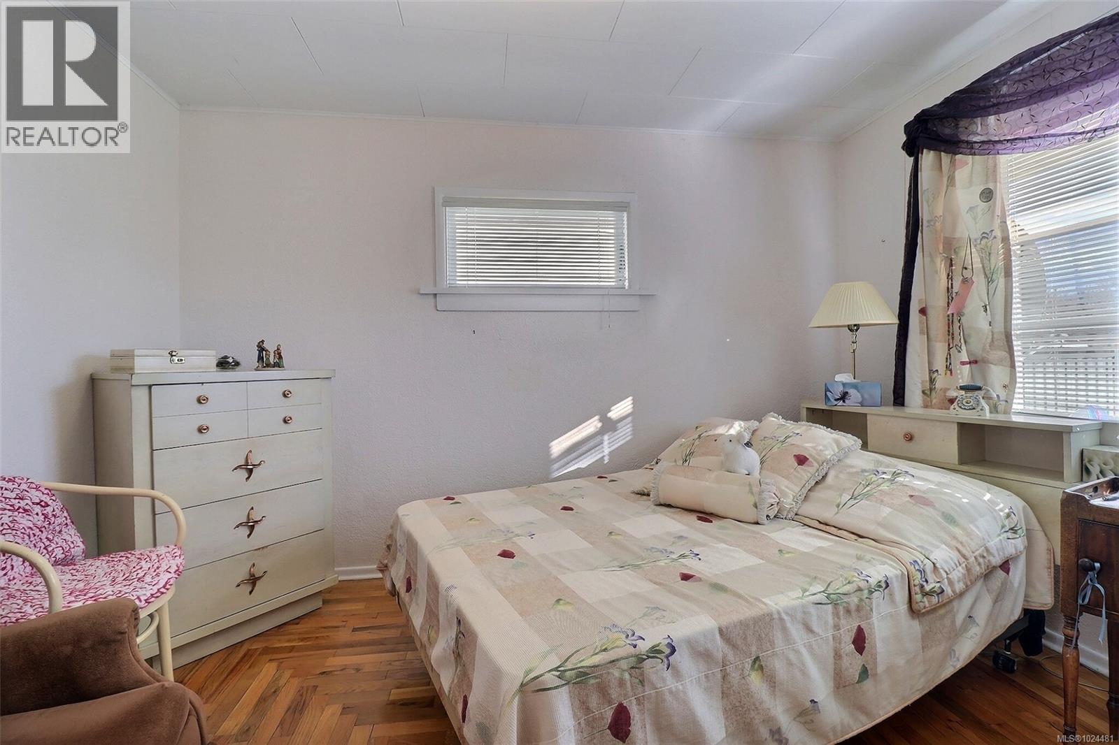 692 5th St, Courtenay, British Columbia  V9N 1K4 - Photo 12 - 1024481