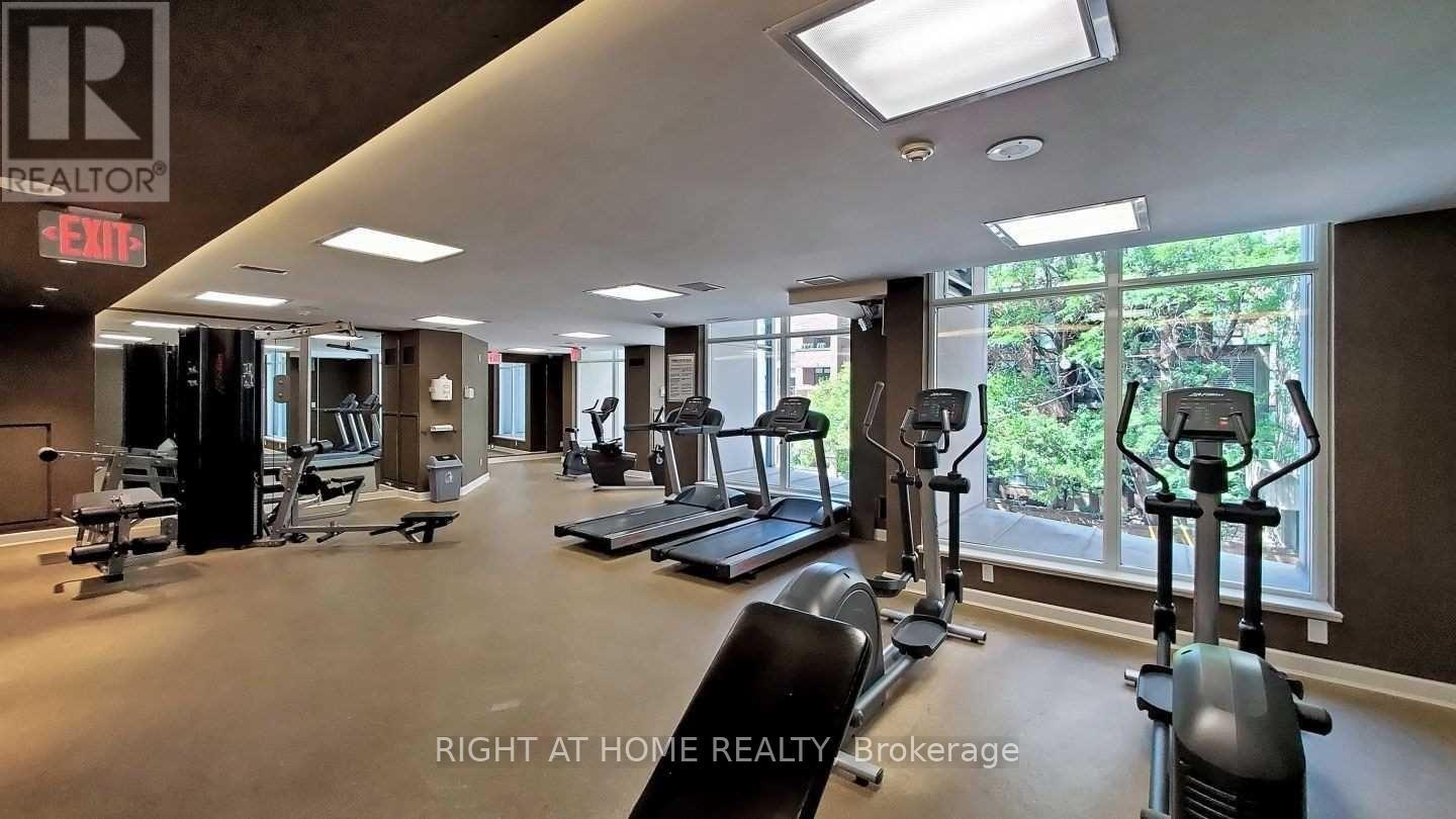 Ph207 - 8 Scollard Street, Toronto, Ontario  M5R 1M2 - Photo 18 - C12744832