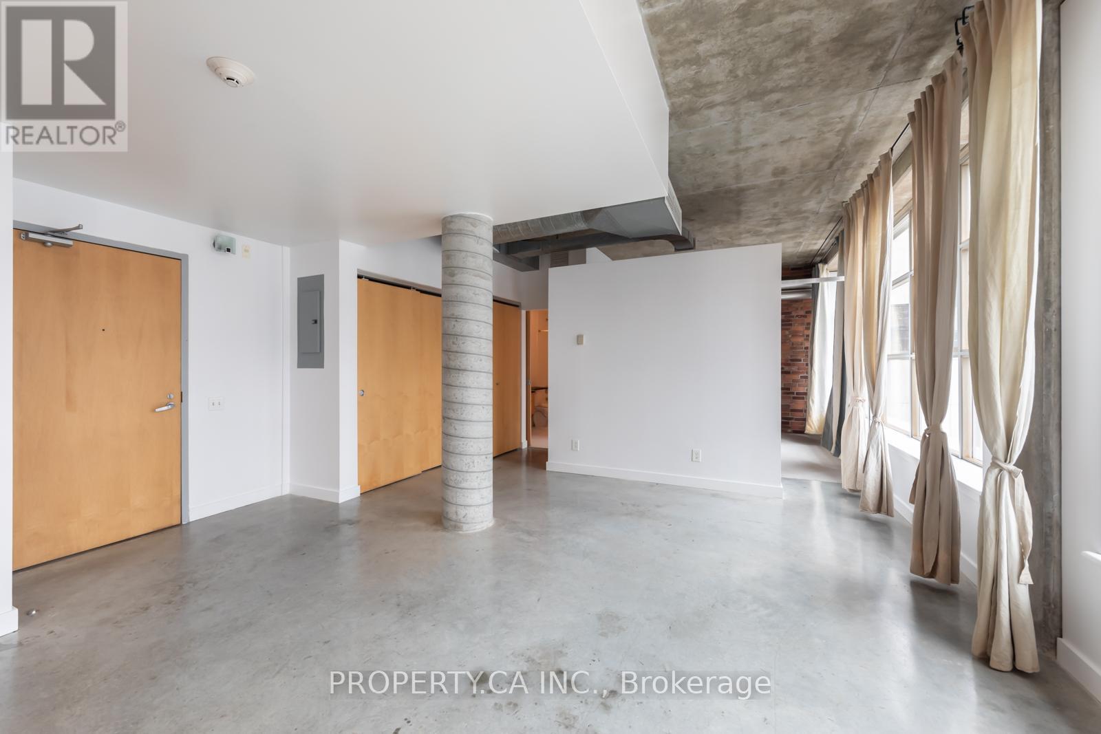 604 - 29 Camden Street, Toronto, Ontario  M5V 3N3 - Photo 12 - C12744834