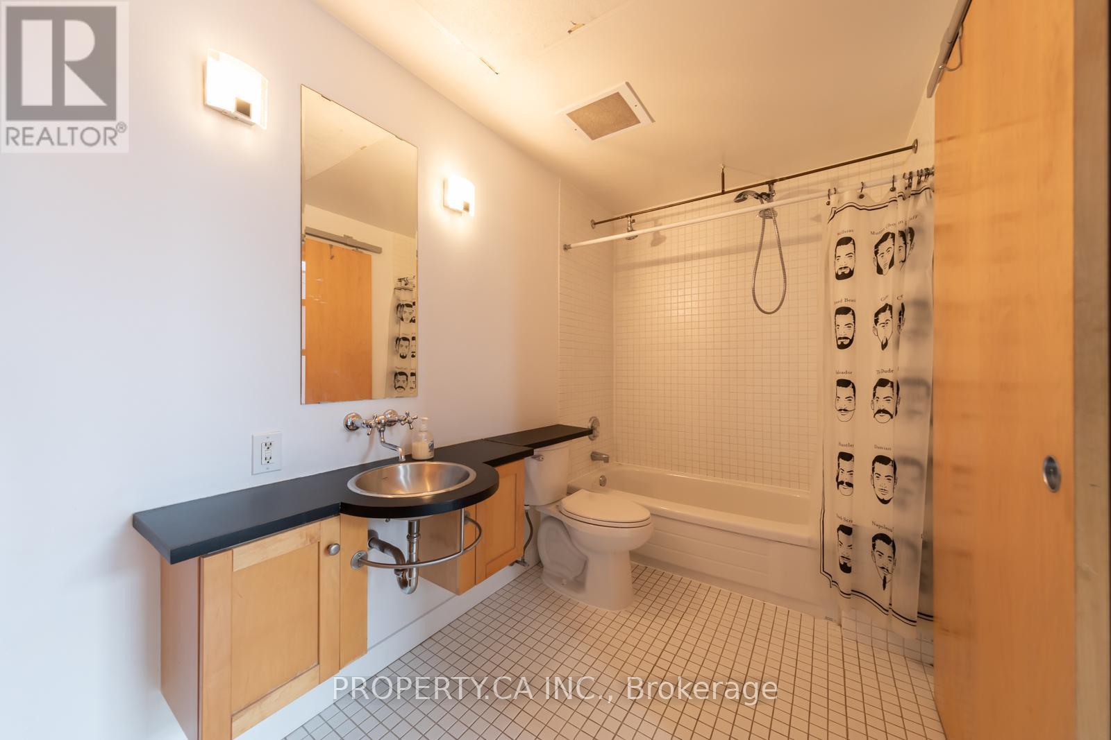 604 - 29 Camden Street, Toronto, Ontario  M5V 3N3 - Photo 16 - C12744834