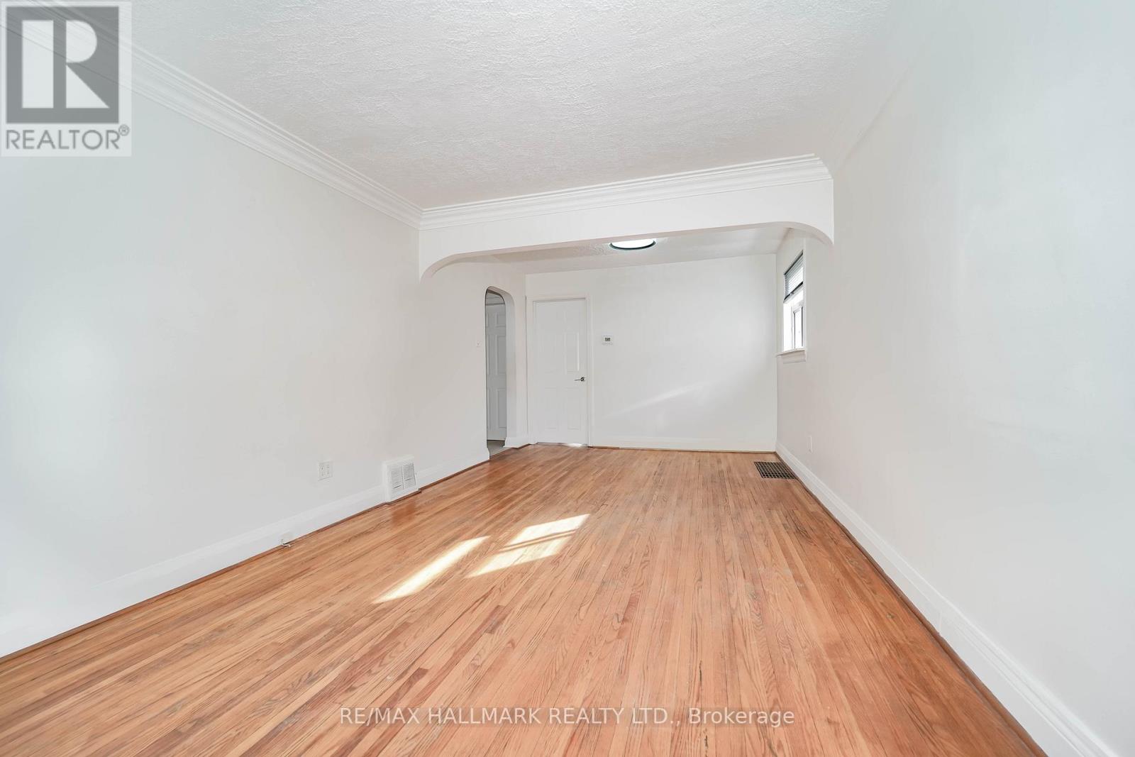 37 Galbraith Avenue, Toronto, Ontario  M4B 2B6 - Photo 11 - E12744846