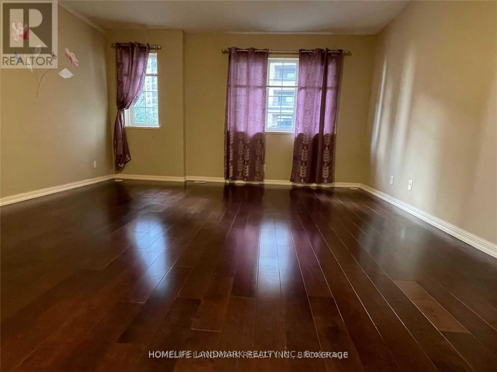 1002 - 28 Sommerset Way, Toronto, Ontario  M2N 6W7 - Photo 10 - C12646338