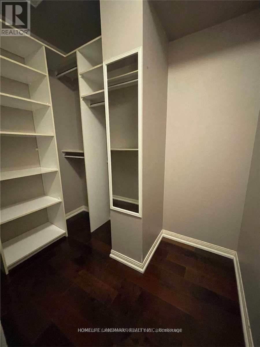 1002 - 28 Sommerset Way, Toronto, Ontario  M2N 6W7 - Photo 13 - C12646338