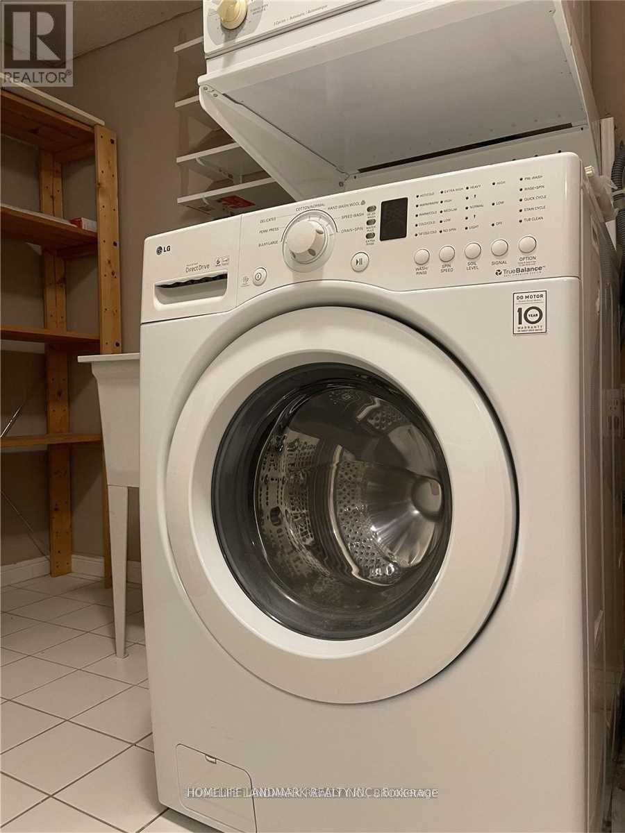 1002 - 28 Sommerset Way, Toronto, Ontario  M2N 6W7 - Photo 14 - C12646338