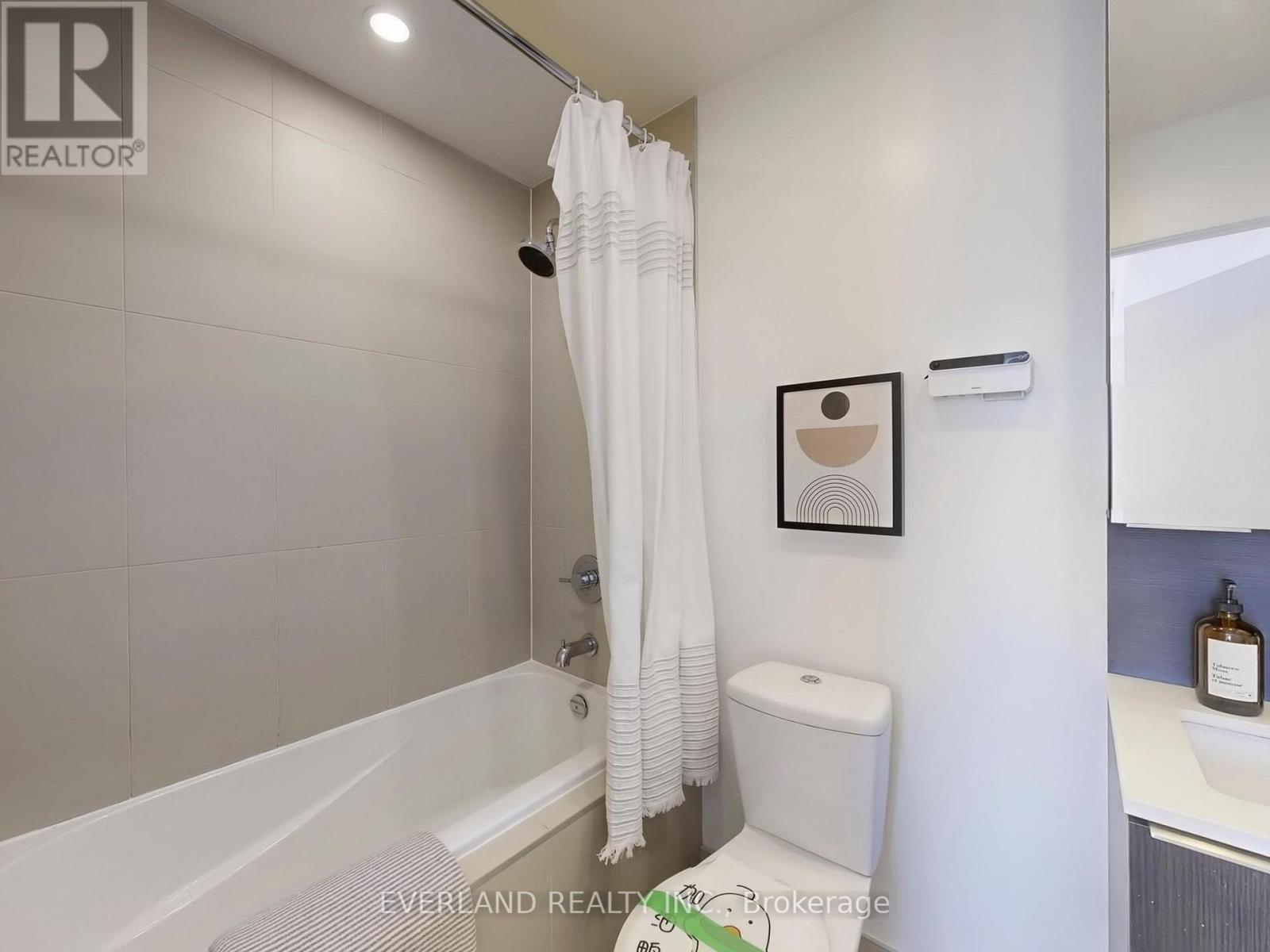 2108 - 55 Regent Park Boulevard, Toronto, Ontario M5A 0C2 - Photo 19 - C12744092