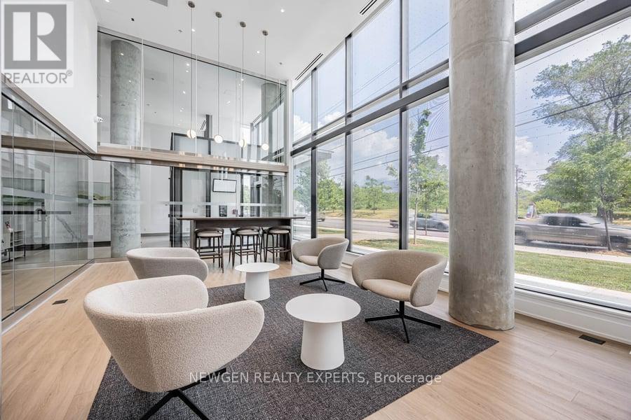 521 - 3100 Keele Street, Toronto, Ontario  M3M 0E1 - Photo 3 - W12743250