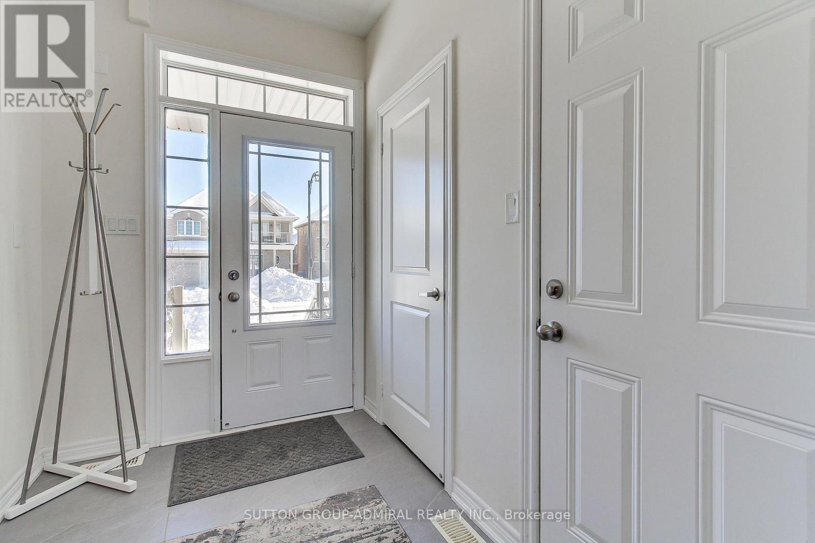 797 Green Street, Innisfil, Ontario  L0L 1W0 - Photo 4 - N12744830