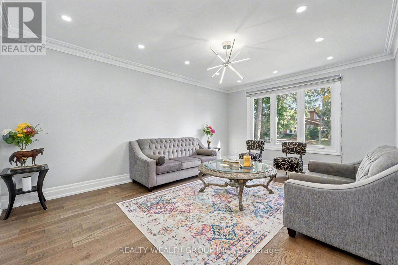 32 Colton Crescent S, Vaughan, Ontario  L4L 3L7 - Photo 18 - N12744844