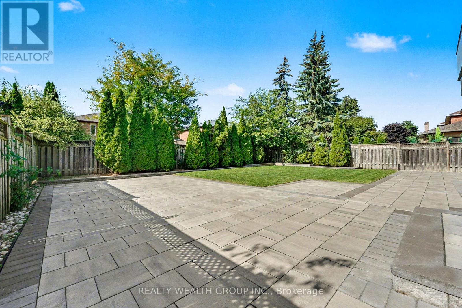 32 Colton Crescent S, Vaughan, Ontario  L4L 3L7 - Photo 44 - N12744844