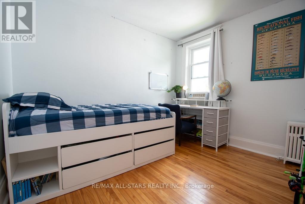 25 Louisa Street, Kawartha Lakes, Ontario  K0M 1N0 - Photo 22 - X12403183