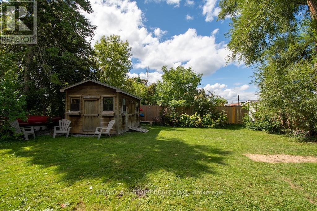 25 Louisa Street, Kawartha Lakes, Ontario  K0M 1N0 - Photo 35 - X12403183