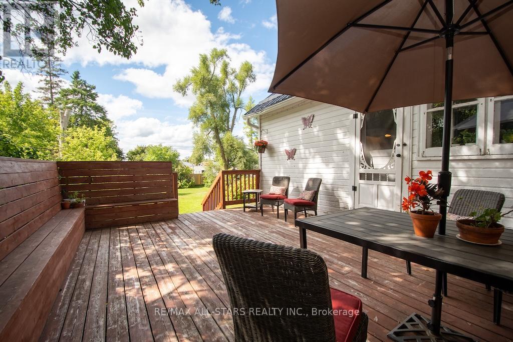 25 Louisa Street, Kawartha Lakes, Ontario  K0M 1N0 - Photo 32 - X12403183