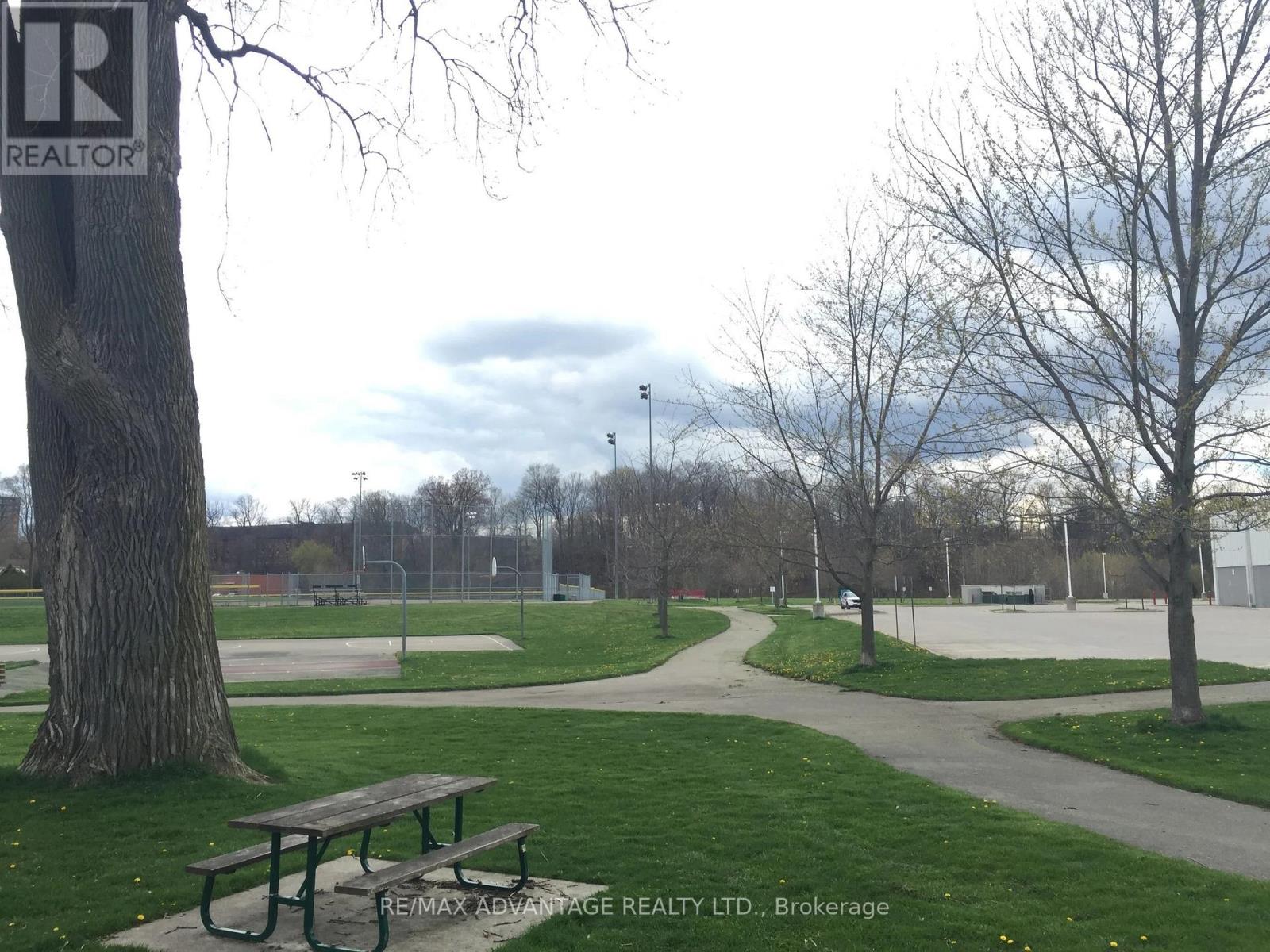 206-208 Barry Place, London North, Ontario  N6H 1K1 - Photo 49 - X12691046