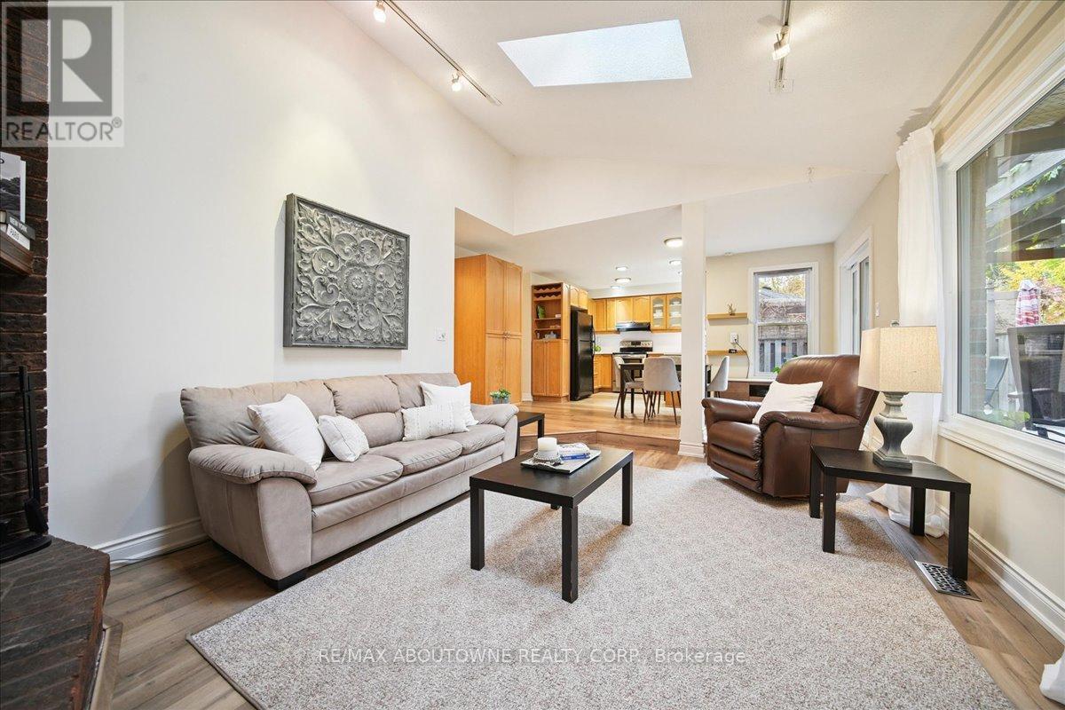 87 River Oaks Boulevard W, Oakville, Ontario  L6H 3N4 - Photo 15 - W12744828