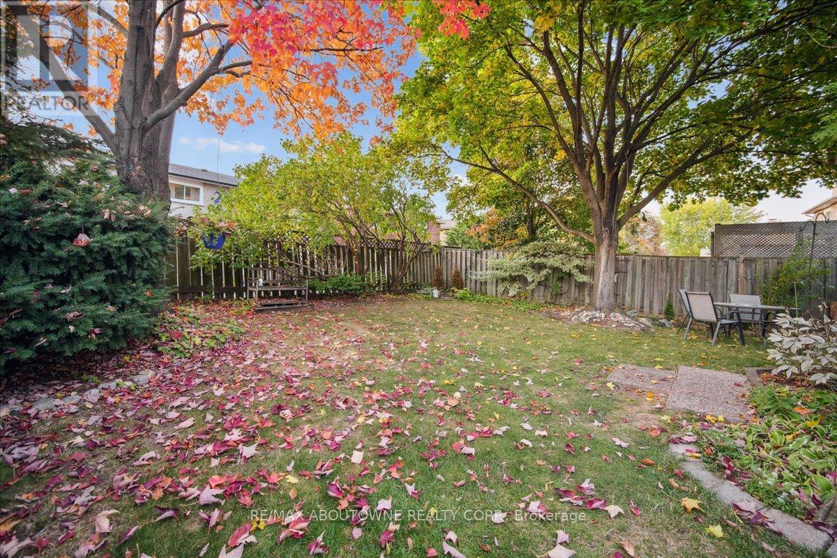 87 River Oaks Boulevard W, Oakville, Ontario  L6H 3N4 - Photo 29 - W12744828