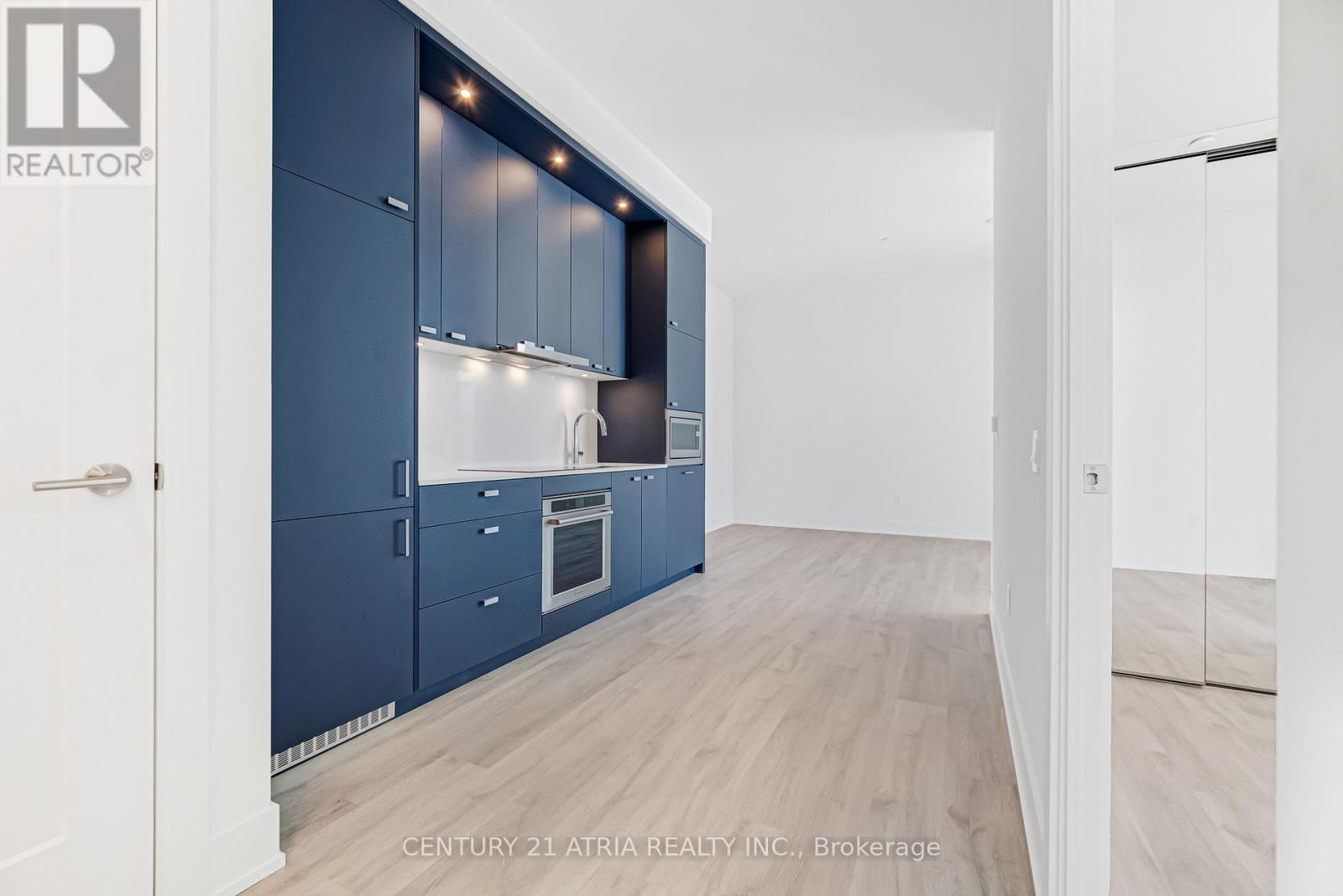 201 - 858 Dupont Street, Toronto, Ontario  M6G 0C1 - Photo 7 - W12744838