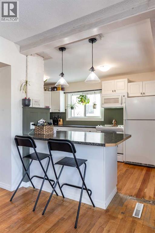 35 8 Street Sw, Medicine Hat, Alberta  T1A 4L4 - Photo 9 - A2282219