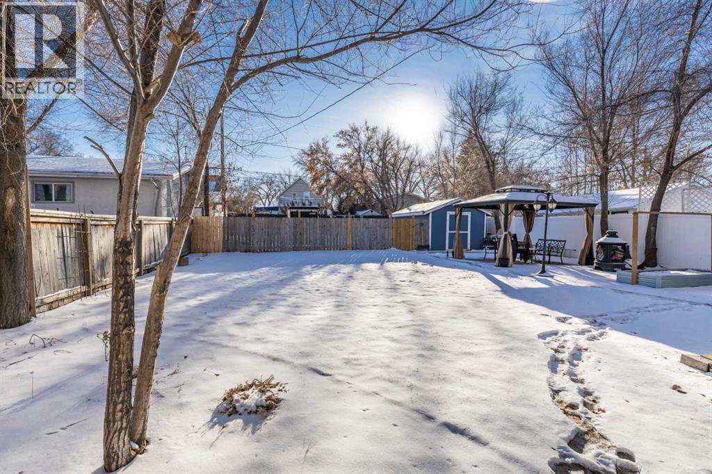 35 8 Street Sw, Medicine Hat, Alberta  T1A 4L4 - Photo 27 - A2282219